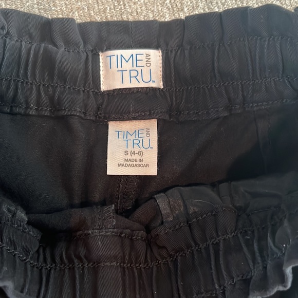 Black stretch shorts, never worn! - Picture 2 of 3